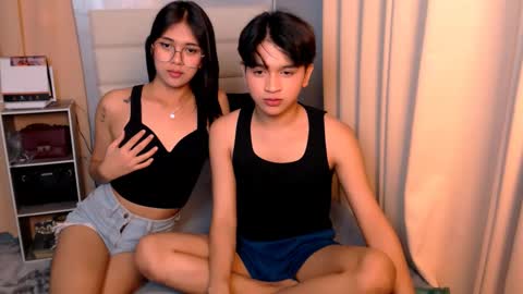 queen lux online show from February 27, 2025, 12:32 am