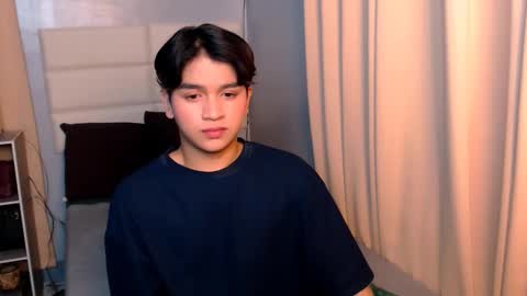 queen lux online show from March 9, 2025, 9:14 pm