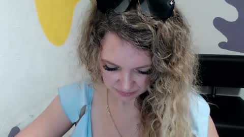 Donna online show from June 28, 2026, 3:40 pm