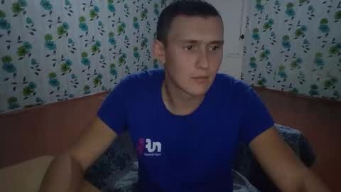 Snapshot of luxeboy_ chatting on September 15, 2025, 7:14 pm Mike online show from September 15, 2025, 7:14 pm