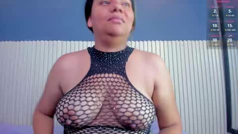 Luxe3 online show from November 19, 2025, 10:15 am