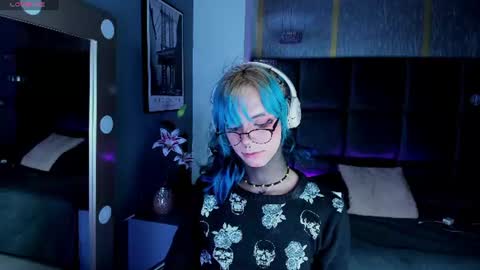Luxiel 3 online show from July 10, 2026, 10:23 pm