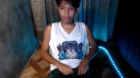 luxirfy online show from December 20, 2025, 6:04 pm