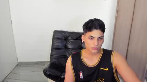luxrx online show from June 11, 2026, 7:01 pm