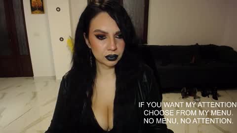 Snapshot of luxurymistress chatting on February 2, 2026, 5:44 pm Spoiled dominant mindfucker mistress MakeupartistNail ArtistFitness and Yoga lover online show from February 2, 2026, 5:44 pm