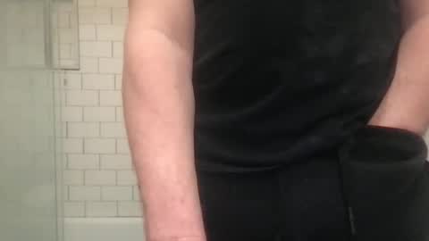 lvguynextdoor440656 online show from February 15, 2026, 1:24 am