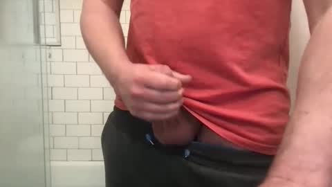 lvguynextdoor440656 online show from April 25, 2026, 4:37 pm