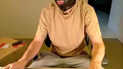 Snapshot of lxgxnd99 chatting on February 12, 2026, 9:04 am lxgxnd99 online show from February 12, 2026, 9:04 am