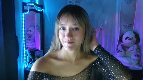 Call me Lia  online show from September 24, 2025, 9:51 pm