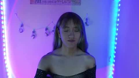 Call me Lia  online show from November 10, 2025, 9:58 pm