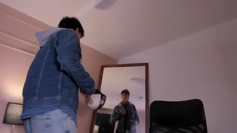 Snapshot of lyan_master_ chatting on September 19, 2025, 8:09 pm Lyan online show from September 19, 2025, 8:09 pm