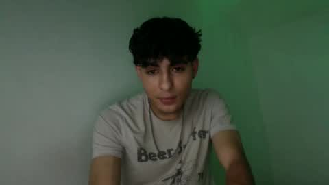 Snapshot of lyan_master_ chatting on November 7, 2025, 6:46 am Lyan online show from November 7, 2025, 6:46 am