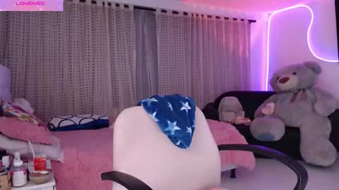 Snapshot of lyann_ chatting on October 22, 2025, 2:45 am Lyann  online show from October 22, 2025, 2:45 am