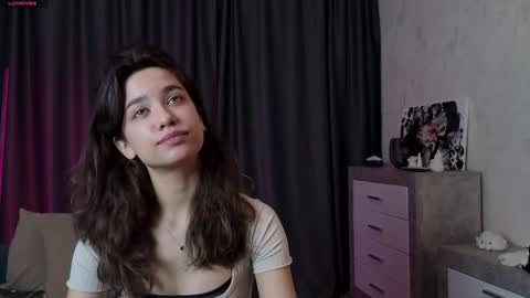 Snapshot of lyanna_tale chatting on November 9, 2025, 5:00 pm Lyanna online show from November 9, 2025, 5:00 pm