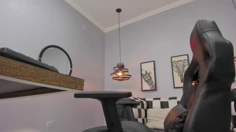 Lya Robbie online show from September 20, 2025, 11:22 am