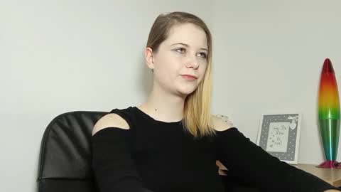 Lydia online show from September 12, 2025, 6:19 pm