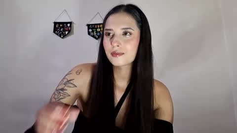 lyla online show from July 13, 2026, 3:20 am