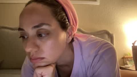 Snapshot of lylajades chatting on September 28, 2025, 6:19 am Olivia online show from September 28, 2025, 6:19 am