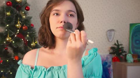 hi im Lyle online show from December 19, 2024, 3:07 am