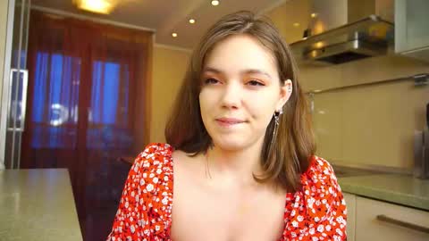 hi im Lyle online show from February 14, 2025, 3:22 am