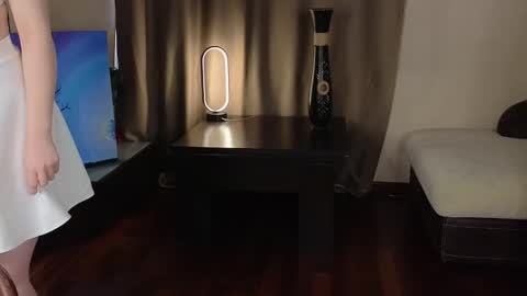 hi im Lyle online show from March 11, 2025, 6:21 am