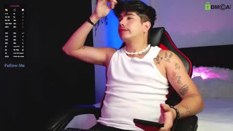 Snapshot of lylebennett_ chatting on September 19, 2025, 12:17 pm Lyle Bennett Freelance Model online show from September 19, 2025, 12:17 pm