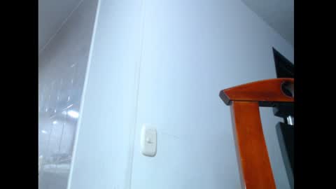 Snapshot of lylii_evans chatting on December 3, 2024, 4:14 am lylii_evans online show from December 3, 2024, 4:14 am