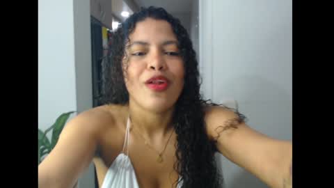 Snapshot of lylii_evans chatting on December 4, 2024, 2:53 am lylii_evans online show from December 4, 2024, 2:53 am