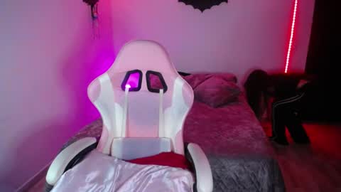 Luciana online show from June 30, 2026, 2:07 pm