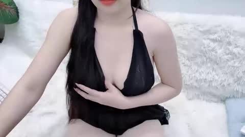 lyly_sweet97 online show from April 18, 2026, 2:04 am