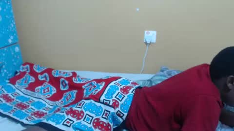 Snapshot of lyn_anna chatting on February 7, 2025, 7:27 pm lyn_anna online show from February 7, 2025, 7:27 pm