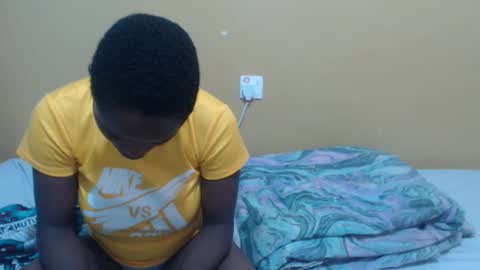 Snapshot of lyn_anna chatting on February 18, 2025, 7:10 am lyn_anna online show from February 18, 2025, 7:10 am