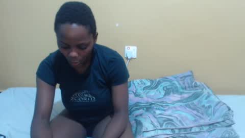 Snapshot of lyn_anna chatting on February 20, 2025, 8:39 am lyn_anna online show from February 20, 2025, 8:39 am