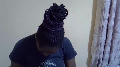 Snapshot of lyn_anna chatting on September 28, 2025, 8:52 am lyn_anna online show from September 28, 2025, 8:52 am
