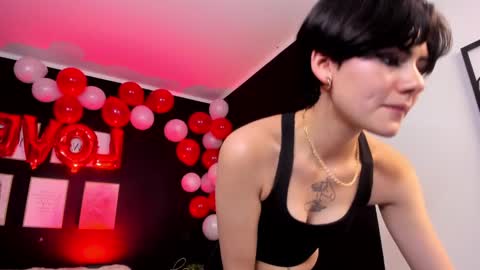 Snapshot of lyn_lebelle chatting on February 16, 2025, 1:03 am Lyn online show from February 16, 2025, 1:03 am