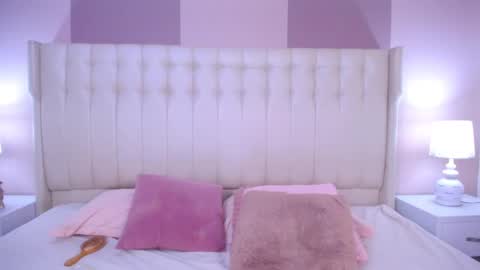 Snapshot of lyn_smith_ chatting on January 23, 2025, 2:17 pm Lyn online show from January 23, 2025, 2:17 pm