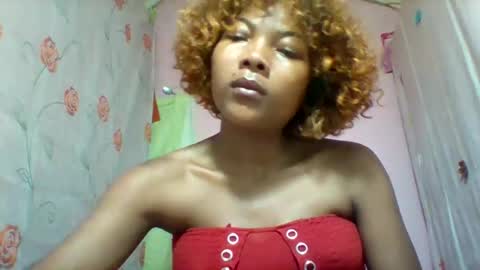 Snapshot of lyndah19 chatting on February 19, 2026, 9:22 pm lyndah19 online show from February 19, 2026, 9:22 pm