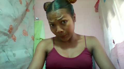 Snapshot of lyndah19 chatting on March 1, 2026, 9:11 am lyndah19 online show from March 1, 2026, 9:11 am