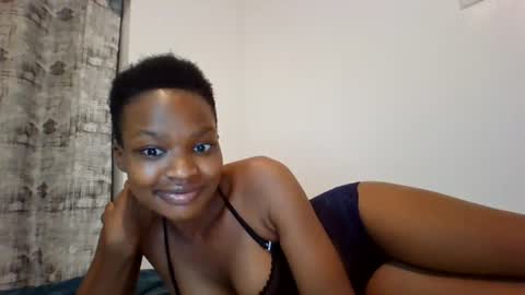 Snapshot of lyne898 chatting on July 20, 2026, 8:33 pm lyne898 online show from July 20, 2026, 8:33 pm