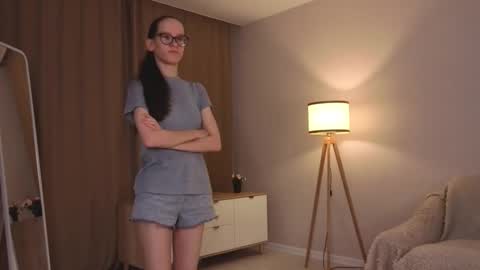 Snapshot of lynettebails chatting on February 8, 2026, 4:10 pm Sara online show from February 8, 2026, 4:10 pm