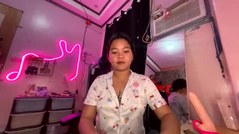 I am Lyn- DONT FORGET TO FOLLOW ME online show from October 16, 2025, 11:50 pm