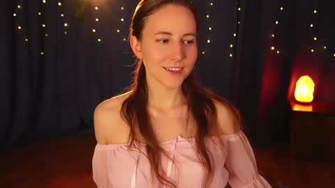 Lynn online show from February 14, 2025, 5:14 pm