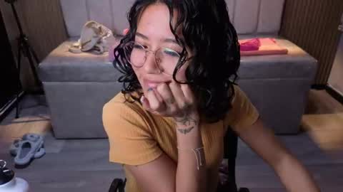 Snapshot of lynn_turner_ chatting on June 18, 2026, 1:04 pm lynn_turner_ online show from June 18, 2026, 1:04 pm