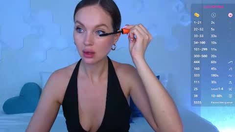 Snapshot of lynna_sparks chatting on June 14, 2026, 2:09 am Lana online show from June 14, 2026, 2:09 am