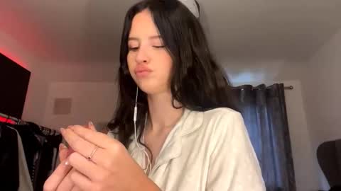 Snapshot of lynnetteclaycamp chatting on January 15, 2026, 12:21 pm Kay online show from January 15, 2026, 12:21 pm