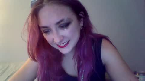 Lynn  online show from June 16, 2026, 8:33 pm