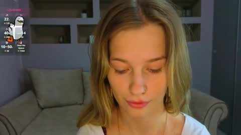 Lynn online show from September 27, 2025, 6:02 pm