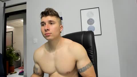 Snapshot of lyonel15 chatting on March 4, 2025, 3:59 pm Lyonel online show from March 4, 2025, 3:59 pm