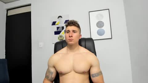 Snapshot of lyonel15 chatting on March 7, 2025, 2:57 am Lyonel online show from March 7, 2025, 2:57 am