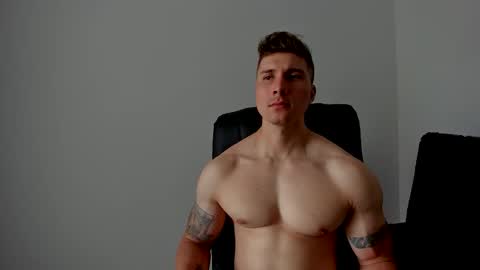 Lyonel online show from November 29, 2025, 6:44 pm